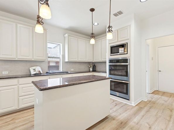 2509  Woodstone Court , Flower Mound Texas 75022