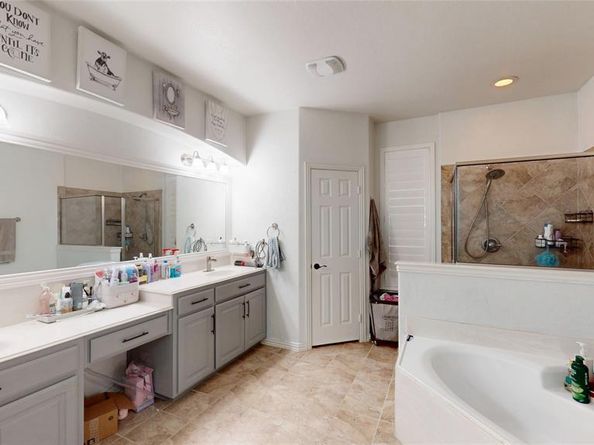 3056 S Camino Lagos  , Grand Prairie Texas 75054