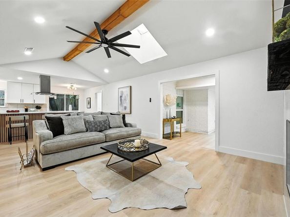 2301  Wood Cliff Court , Arlington Texas 76012