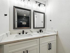 2301  Wood Cliff Court , Arlington Texas 76012