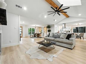 2301  Wood Cliff Court , Arlington Texas 76012