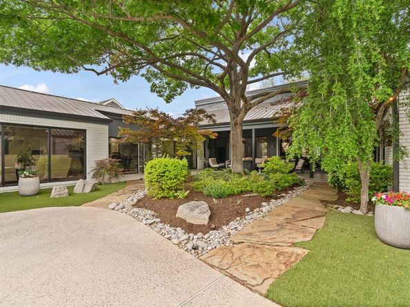 5512  Bent Tree Drive , Dallas Texas 75248