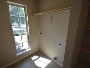 853  Village Point Lane , Fort Worth Texas 76108