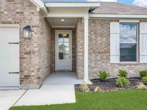 500  Lakeway Lane , Justin Texas 76247