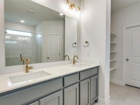500  Lakeway Lane , Justin Texas 76247