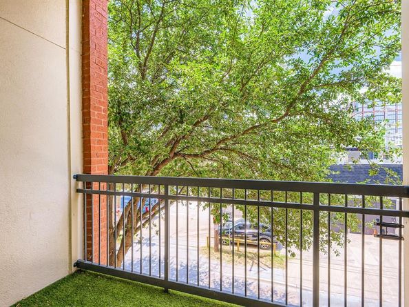 2950  Mckinney Avenue  201, Dallas Texas 75204