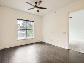 2950  Mckinney Avenue  201, Dallas Texas 75204