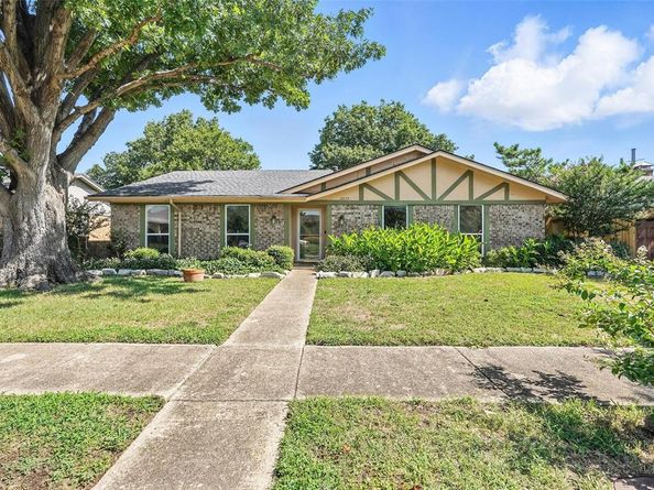 3013  Alderon Lane , Garland Texas 75044