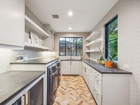 10915  Snow White Drive , Dallas Texas 75229