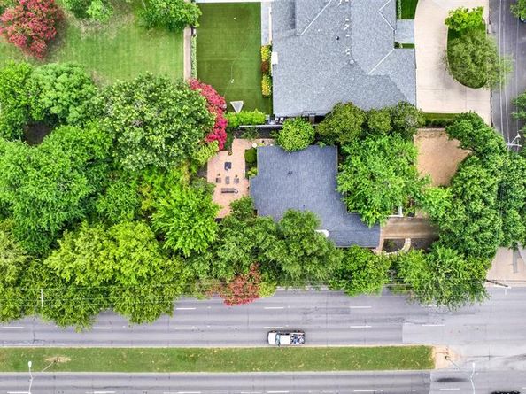 5305  Nakoma Drive , Dallas Texas 75209