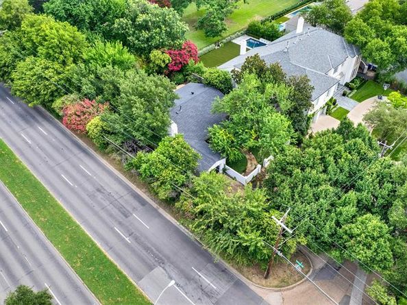 5305  Nakoma Drive , Dallas Texas 75209