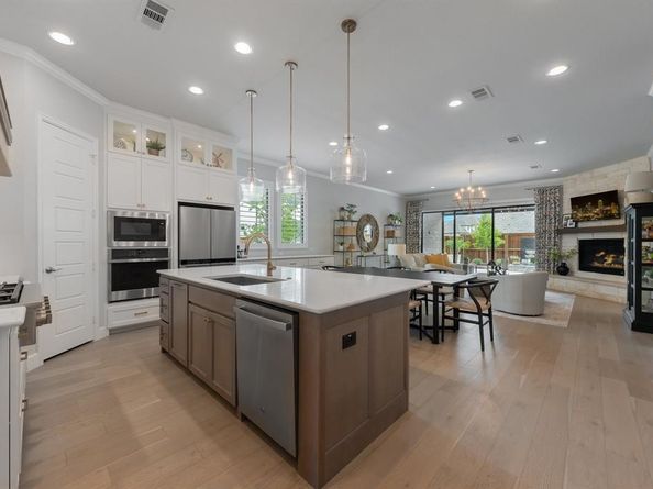 8381  Western  , The Colony Texas 75056