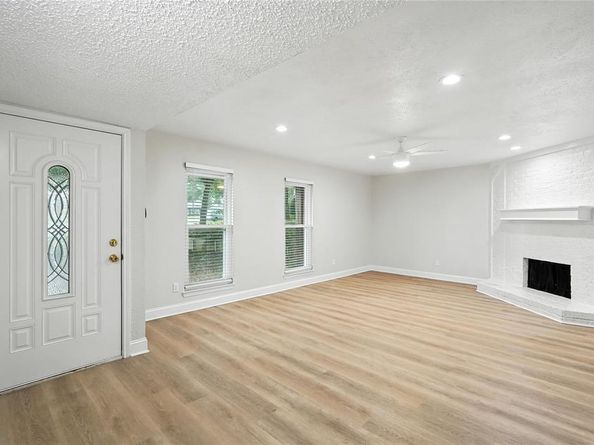 1409  Blanco Lane , Garland Texas 75040