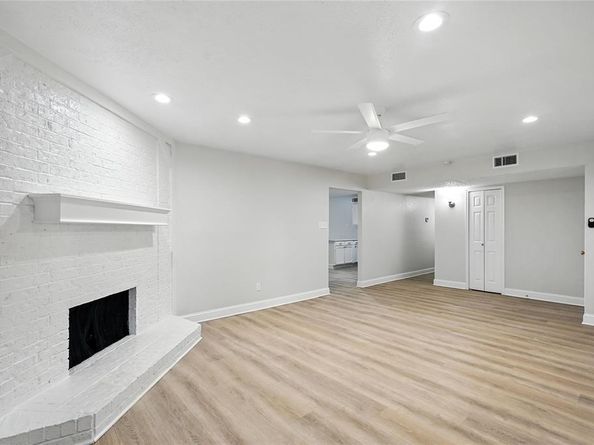 1409  Blanco Lane , Garland Texas 75040