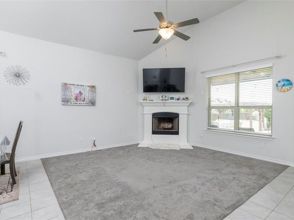 3820  Carmel Hills Drive , Denton Texas 76208