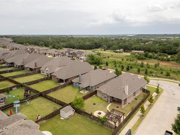 3820  Carmel Hills Drive , Denton Texas 76208