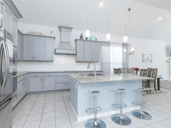 3820  Carmel Hills Drive , Denton Texas 76208
