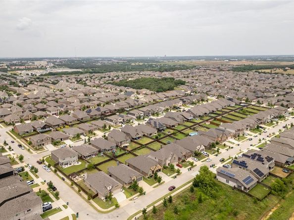 3820  Carmel Hills Drive , Denton Texas 76208
