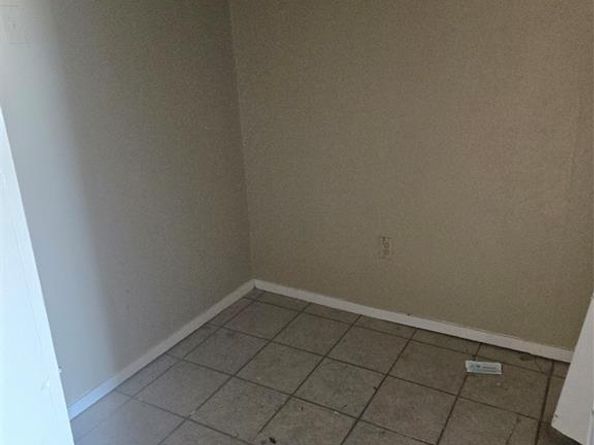 5057  Ridglea Lane  1108, Fort Worth Texas 76116