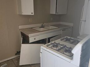 5057  Ridglea Lane  1108, Fort Worth Texas 76116