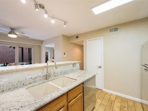 2903  Fort Point Lane , Carrollton Texas 75007