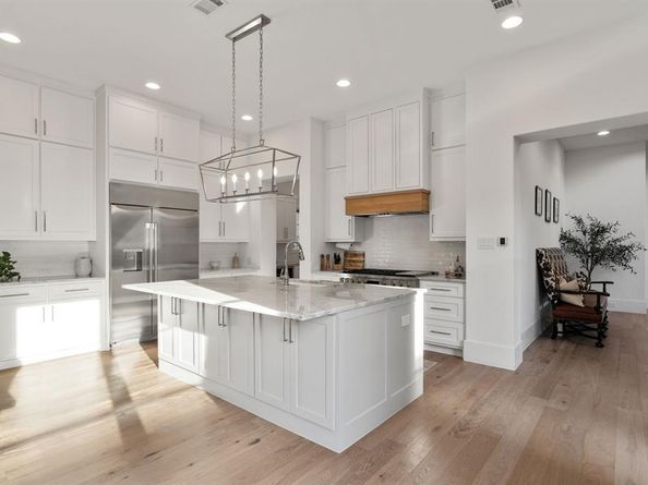 3760  Juniper Drive , Dallas Texas 75220