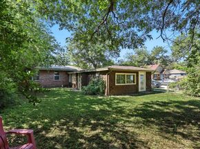 918  Egan Street , Denton Texas 76201