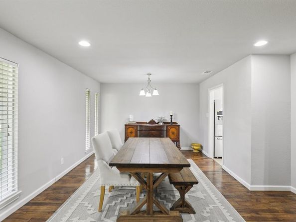 7741  El Santo Lane , Dallas Texas 75248