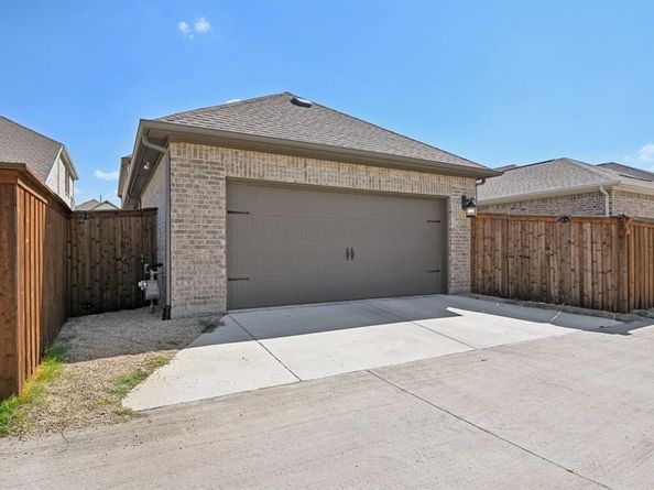 1425  Eden Valleywood Way , Arlington Texas 76005