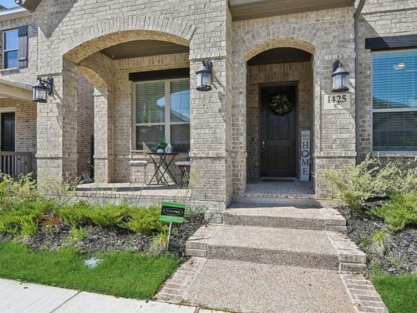 1425  Eden Valleywood Way , Arlington Texas 76005