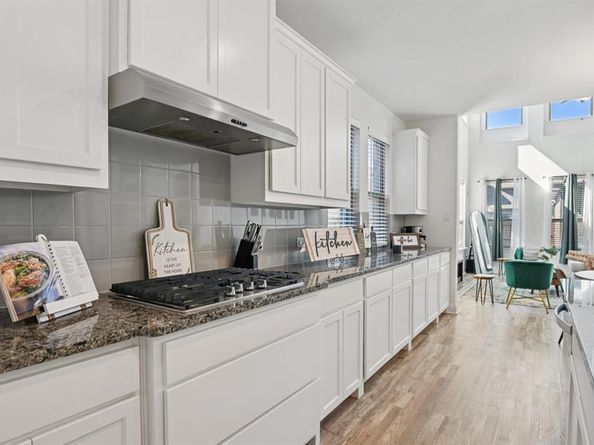 1425  Eden Valleywood Way , Arlington Texas 76005
