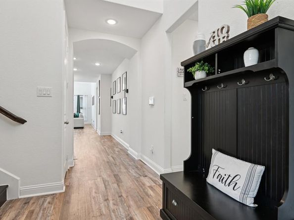 1425  Eden Valleywood Way , Arlington Texas 76005