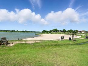 1425  Eden Valleywood Way , Arlington Texas 76005
