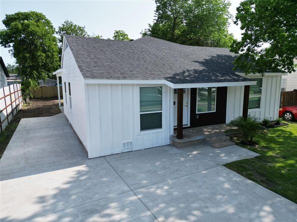1639  Barlow Avenue , Dallas Texas 75224