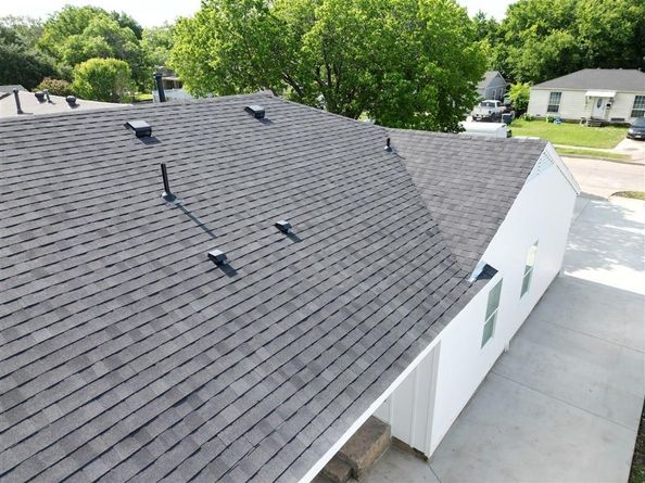 1639  Barlow Avenue , Dallas Texas 75224