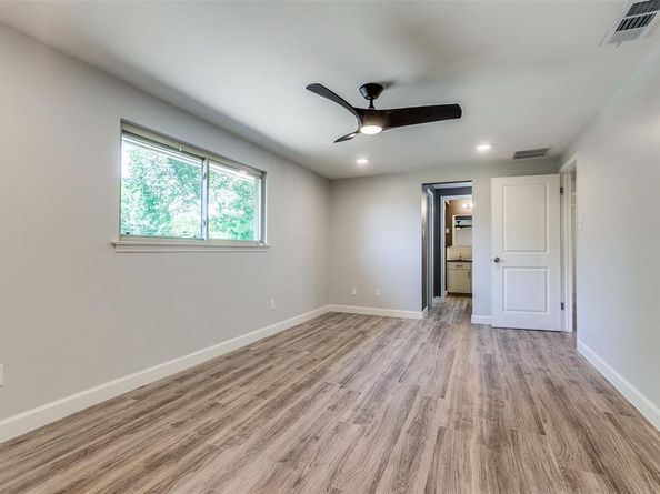 7715  La Cosa Drive , Dallas Texas 75248