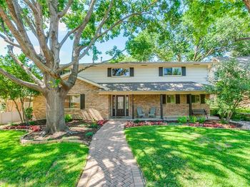 7715  La Cosa Drive 