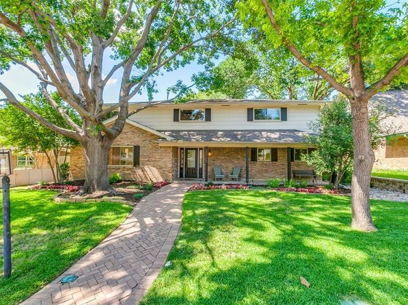 7715  La Cosa Drive , Dallas Texas 75248