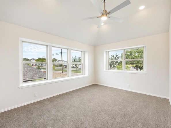 111  Whistling Duck Drive , Balch Springs Texas 75181