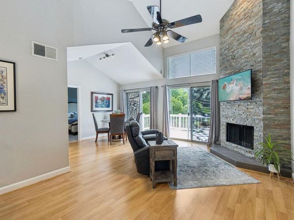 924  Canal Street , Irving Texas 75063