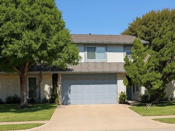 8907  Club Creek Circle , Dallas Texas 75238