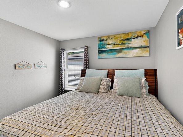 2222  Echo Lake  , Dallas Texas 75253