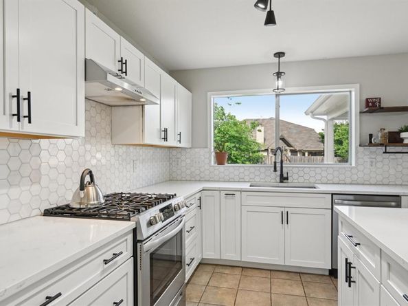 6128  Redear Drive , Fort Worth Texas 76179
