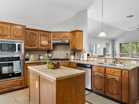 1365  Clear Meadow Court , Rockwall Texas 75087