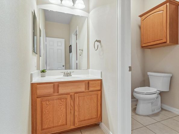 708  Chestnut Hill Drive , Allen Texas 75013