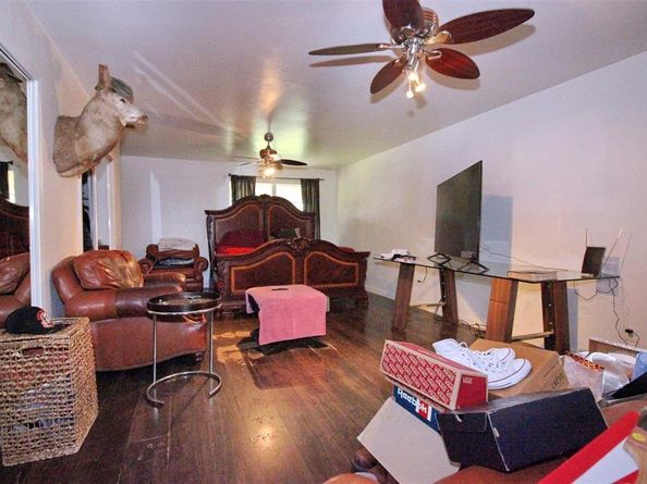 647  Monssen Drive , Dallas Texas 75224