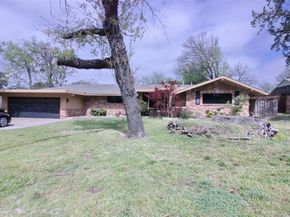 647  Monssen Drive , Dallas Texas 75224