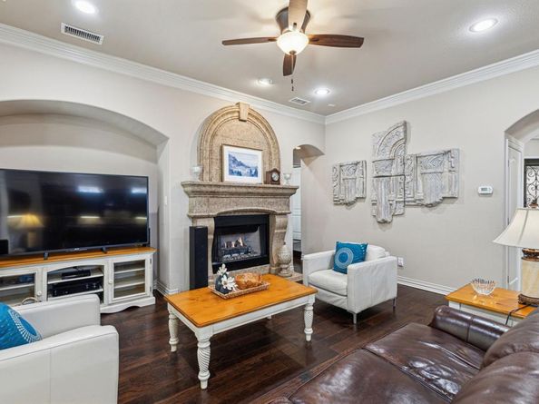 4513  Cherokee Drive , McKinney Texas 75072