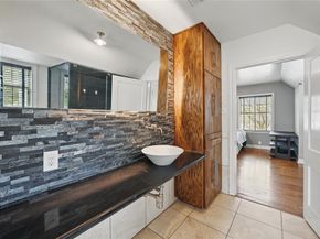 2335 W Rosedale Street S, Fort Worth Texas 76110