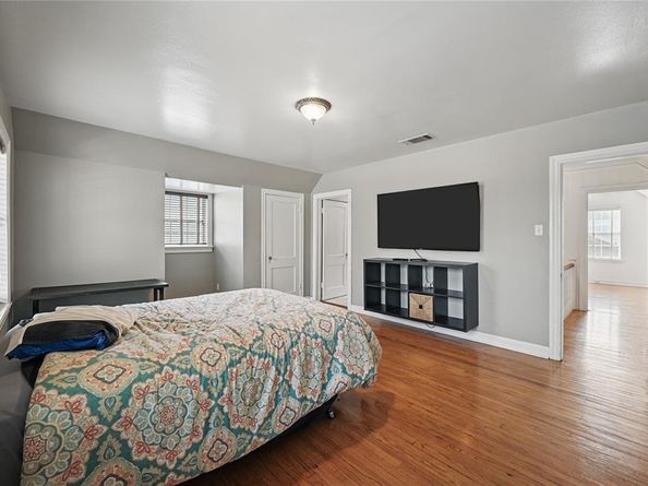 2335 W Rosedale Street S, Fort Worth Texas 76110